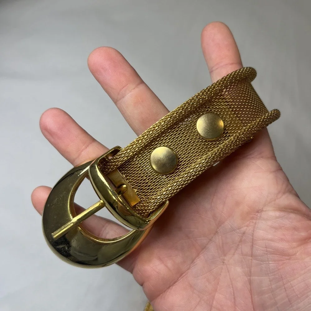 Vintage Gold-tone Metal Mesh Women's Adjustable Belt 37